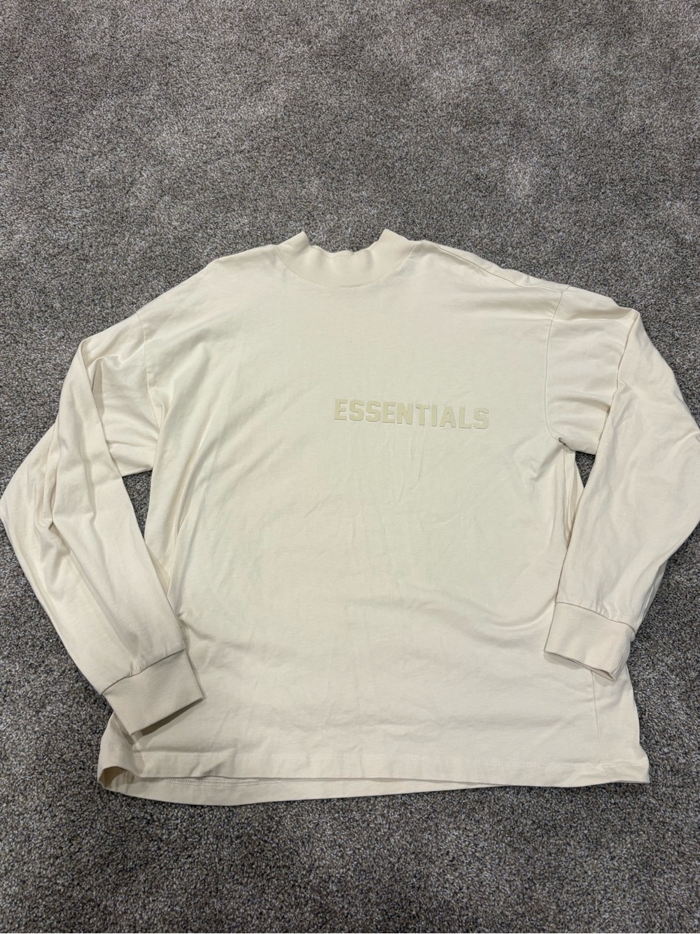 Fear of God ESSENTIALS Long Sleeve Logo Tee - Cream